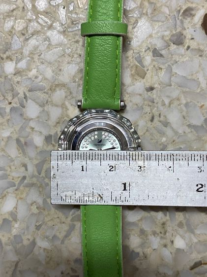นาฬิกายี่ห้อ Swarofski  ควอทซ์สวิสเมด  แท้มือสอง สายเปลี่ยนใหม่  1900฿ รูปที่ 8