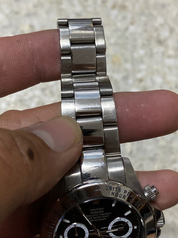 นาฬิกายี่ห้อ Christiano domani  ควอทซ์ โครโยกราฟ แท้มือสอง สายยาว 19 เซนติเมตร   1400฿  รูปที่ 4