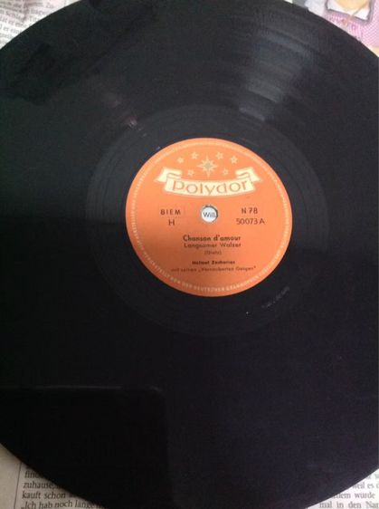 Gramophone Master Voice from UK ปี 1932 มีเข็มสำรองให้จำนวนมาก พร้อมแผ่นเสียงแผ่นครั่ง โบราณของยุโรป55แผ่นสภาพดี เล่นได้ทุกแผ่น  รูปที่ 14