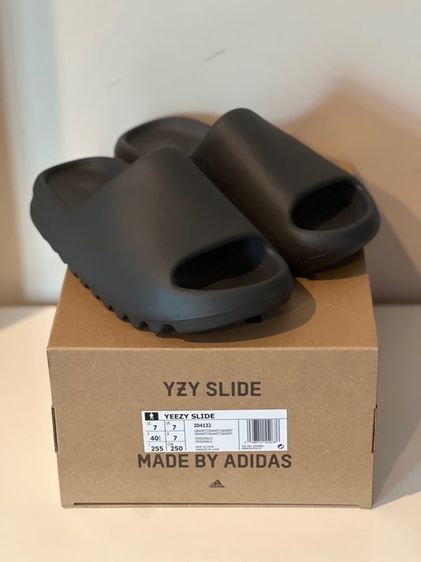 Adidas Yeezy Slide สี Granite