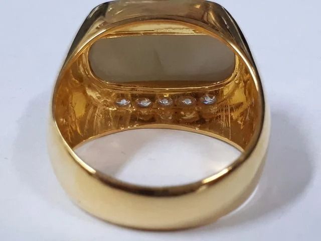 (244) เเหวนทอง 90 หัวหยกพม่าเก่าล้อมเพชรรัสเซีย 10 เม็ด รูปที่ 2