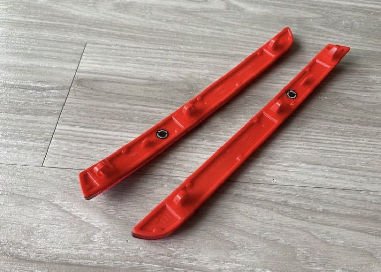 ไฟเลี้ยวบังโคลน ไฟทับทิม กันชนหลัง สี Smoke Volkswagen Caravelle T5 และT5.1 ฝาครอบน๊อตล้อ รูปที่ 17