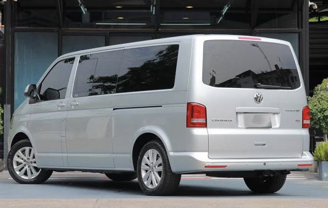 ไฟท้าย ไฟทับทิมกันชนหลัง ไฟเลี้ยวบังโคลนหน้า ที่วางแก้ว สวิตกระจก มือจับประตู Volkswagen Caravelle TDi T5.1 รูปที่ 16