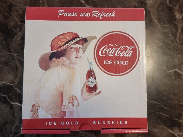 ชุดจานโค้ก เพื่อสะสม Coca Cola Coke กล่อง Boxset ลายแบบโบราณในกล่องสวยงาม รูปที่ 10