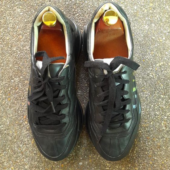 Gucci
Black leather
Rhyton
Sneakers
made in Italy
🔵🔵🔵 รูปที่ 3