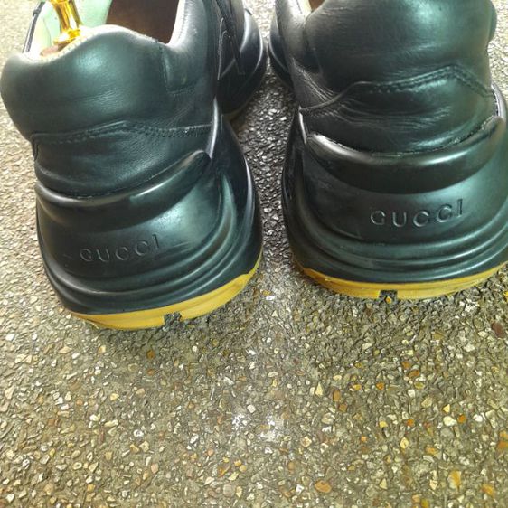 Gucci
Black leather
Rhyton
Sneakers
made in Italy
🔵🔵🔵 รูปที่ 8