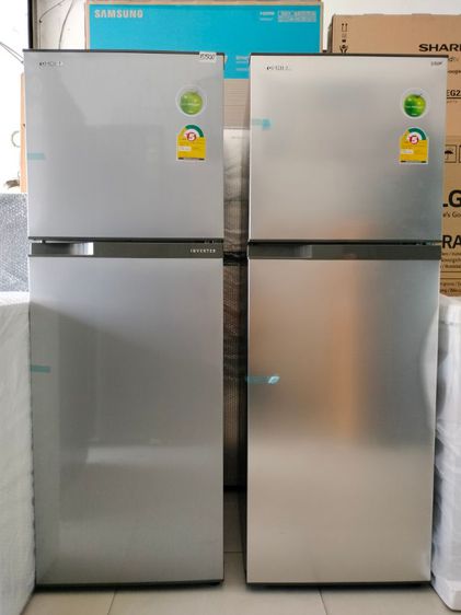 ตู้เย็น 2 ประตู toshiba 8.2 คิวเป็นสินค้าใหม่ยังไม่ผ่านการใช้งานประกันศูนย์ toshiba ราคา 5500 บาทสนใจโทร 085-386-1317