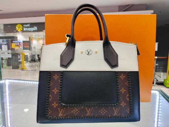 Louis Vuitton Used Bag