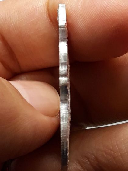 เหรียญหลวงพ่อเพชร วัดอัมพวัน เกาะพะงัน กะไหล่เงิน รูปที่ 4