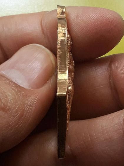 เหรียญท้าวเวสสุวรรณ วัดจุฬามณี กะไหล่ทอง รูปที่ 4