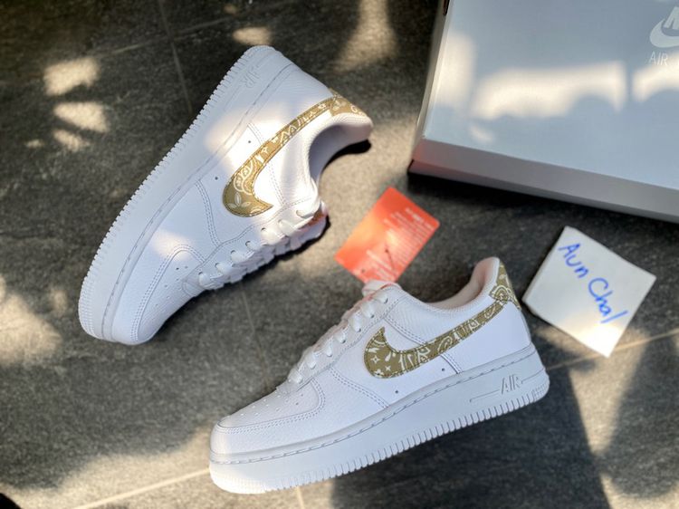 Nike Air Force 1 Low 07 “White Barely Paisley” (W) รูปที่ 3