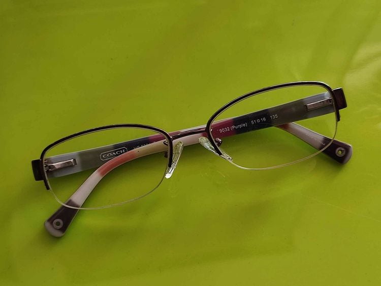 อื่นๆ แว่นสายตา COACH HC5004 Bettie 9027 Dark Brown 51 16 135 mm Half-Rim Eyeglasses Frames กรอบแว่นของแท้มือสอง งานสวยๆ โดดเด่นที่ลายและสีขาแว่น เพิ่งมาใหม
