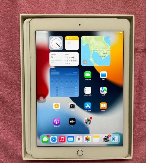 Apple 128 GB iPad Air2.  128 g Wi-Fi Cellular