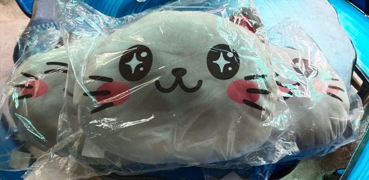 หมอนแมวมีโอ premium 3 ใบ 470 บาท รวมส่ง