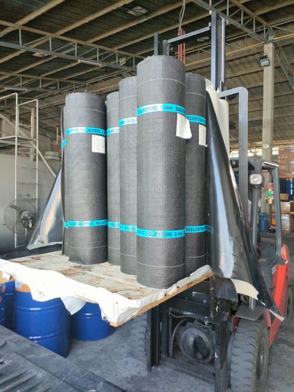 ขายแผ่นเมมเบรนทำกันซึมจากโรงงาน ช่างติดตั้งแผ่นWaterproof Membrane สำหรับงานป้องกันน้ำรั่วน้ำซึม เมมเบรนเป่าไฟ รูปที่ 4