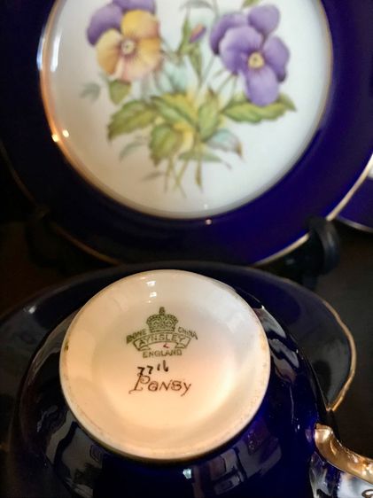 ชุดจานและถ้วยชา Aynsley รูปที่ 6