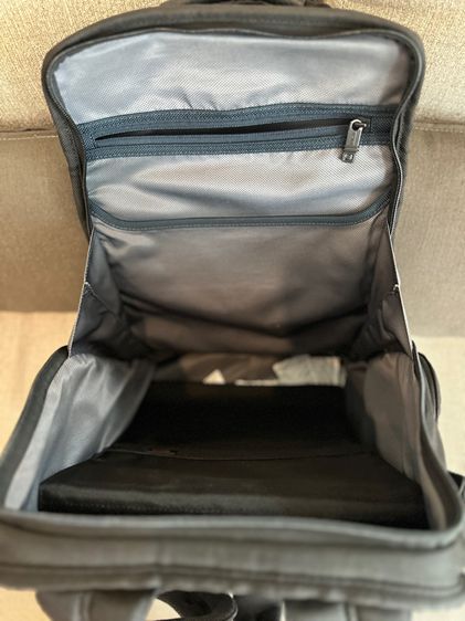 กระเป๋า compact laptop Tumi  รูปที่ 7