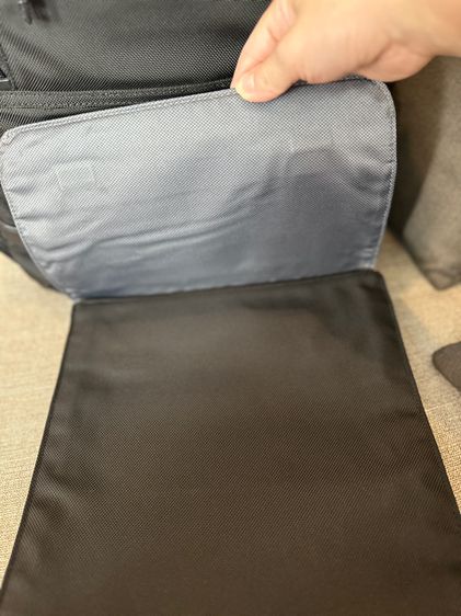 กระเป๋า compact laptop Tumi  รูปที่ 12