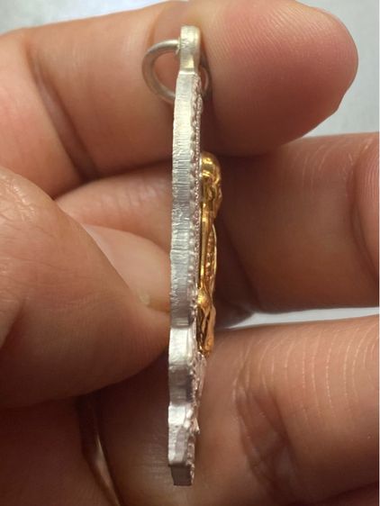 เหรียญนั่งพานหลวงปู่ทิม วัดละหารไร่ รูปที่ 4