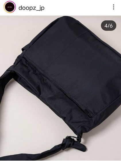 ส่งต่อ Doopz กระเป๋าสะพายไหล่สีดำใบใหญ่ แบรนด์ญี่ปุ่นตัดป้าย รูปที่ 6