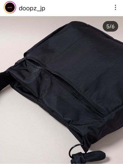 ส่งต่อ Doopz กระเป๋าสะพายไหล่สีดำใบใหญ่ แบรนด์ญี่ปุ่นตัดป้าย รูปที่ 5