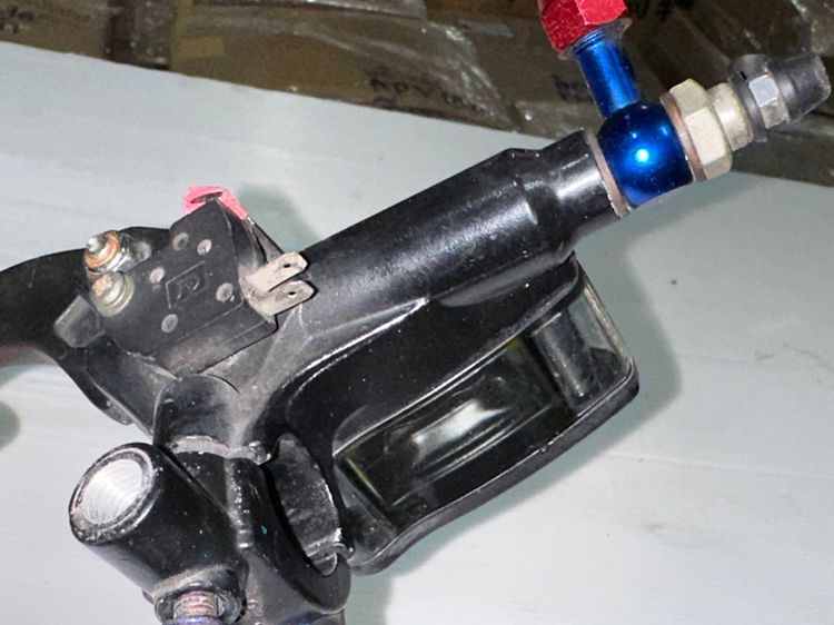 ปั๊มเบรคบนM slaz yamaha รูปที่ 8