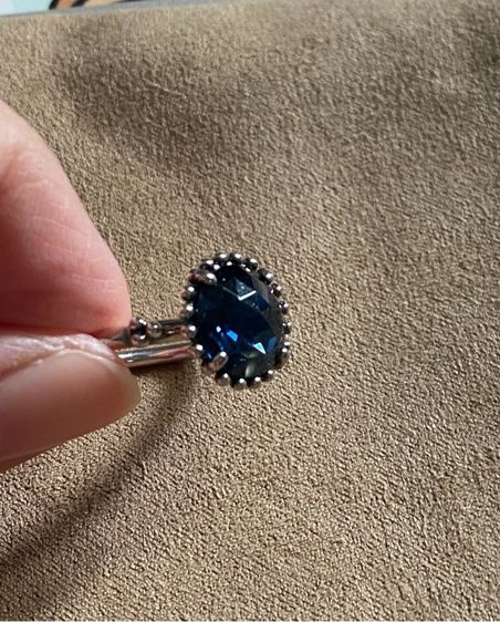 แหวน Pandora Blue Crystal รูปที่ 9