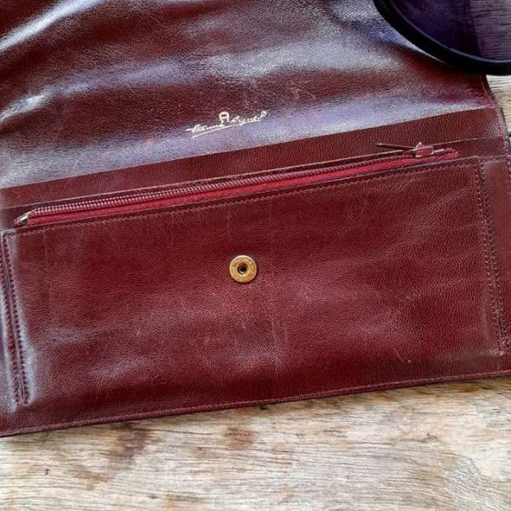 Etienne Aigner long wallet สี burgundy Made in Germany
🔵🔵🔵 รูปที่ 5