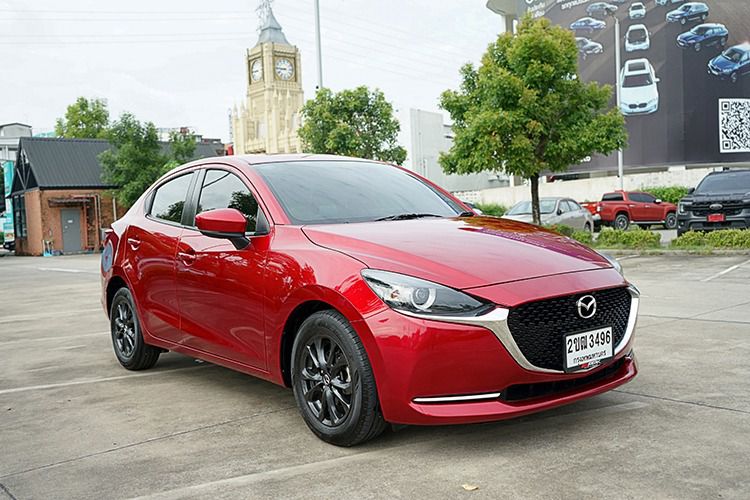 Mazda Mazda 2 2020 1.3 Skyactiv-G S Leather Sedan Sedan เบนซิน ไม่ติดแก๊ส เกียร์อัตโนมัติ แดง รูปที่ 2