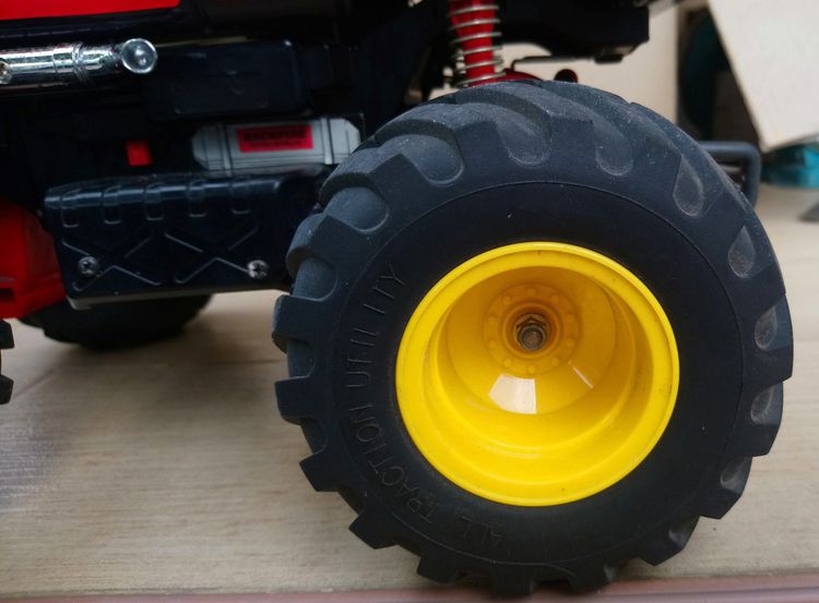 รถบังคับ TAMIYA บิ๊กฟุตพร้อมลุยขับหลัง 2 ล้อ สภาพสวยสะสม รูปที่ 4