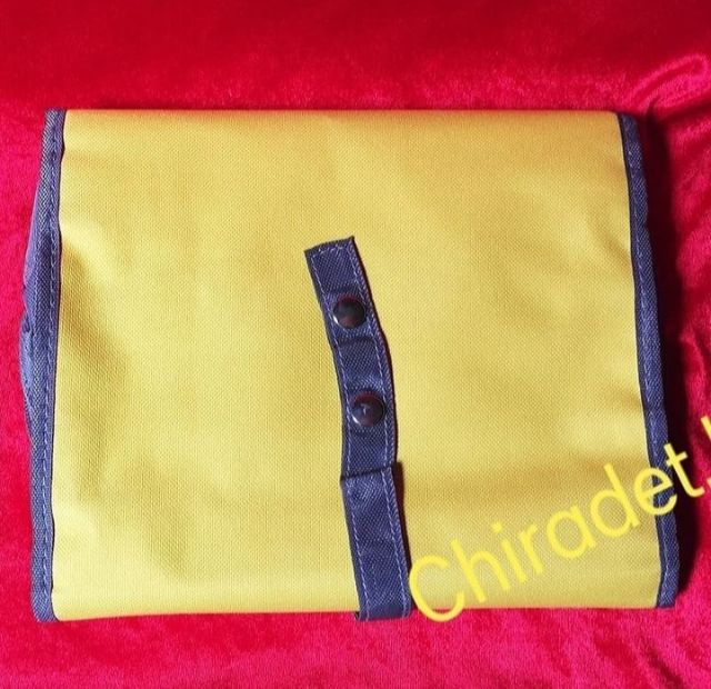 กระเป๋าสำหรับพกพาอุปกรณ์การเรียนจาก truemove รุ่น " I LOVE TRUEMOVE " สินค้าใหม่ กระเป๋าตอนพับขนาดเพียง 8x9.5 นิ้ว (Limited) รูปที่ 3