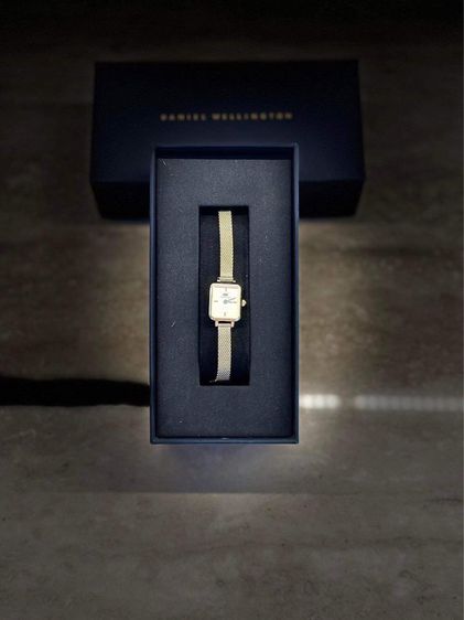 นาฬิกา Daniel Wellington  สีทอง รูปที่ 9
