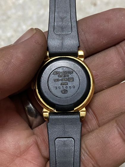 นาฬิกายี่ห้อ ALBA   เลดี้ หน้าหมูพี  ทองสวย สายยางเปลี่ยนใหม่ 550฿ รูปที่ 2