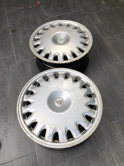 ล้อเหล็ก พร้อมฝาครอบล้อ 16นิ้ว ของแท้ มือสอง 2 วง 7,500 ครับ รูปที่ 2