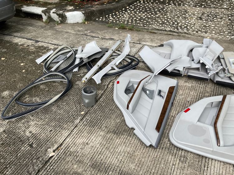 ชุดภายในสีเทา Benz W212 มือสอง ถอดจากรถ E200 สีเทา รุ่นElegance เบาะ ลายไม้ คิ้วยาง คอนโซล แผงข้าง ไฟ พรม และอื่นๆ รูปที่ 11