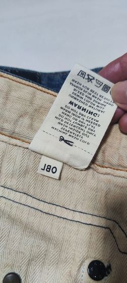 ขาย กางเกงยีนส์ DENHAM vintage
แท้แบรนด์จากเนเธอร์แลนด์ แต่made in china ผ้ามี นน ดีมากๆ
เอว 32 วัดจริง 33นิ้ว ยาว37นิ้ว
ตําหนิ ตัดขามา รูปที่ 9