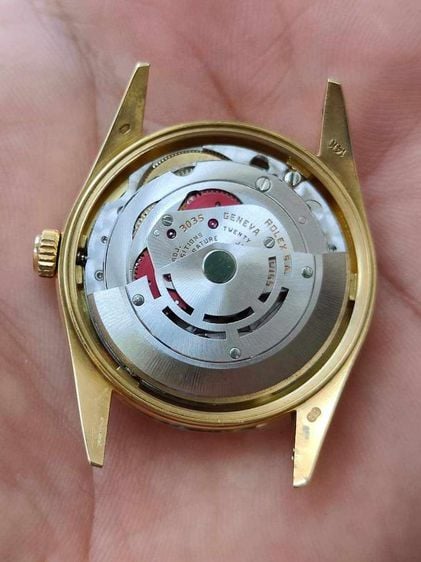 นาฬิกา ROLEX Oyster Perpetual Date Glossy Gilt Black Dial Ref.15037 รูปที่ 12