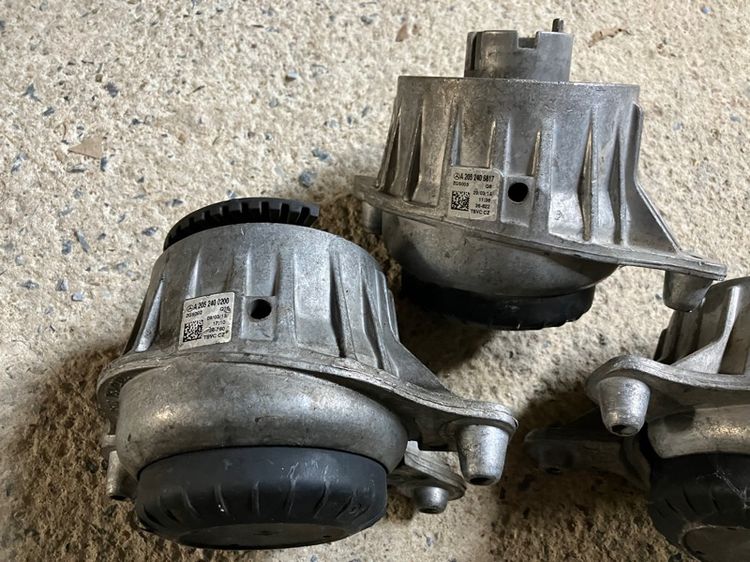 ยางแท่นเครื่อง แท่นเกียร์ Benz แท้มือสอง สภาพดีทุกตัว W205 W213 W257 C-Class E-Class CLS ดีเซล เบนซิน OM654 รูปที่ 4