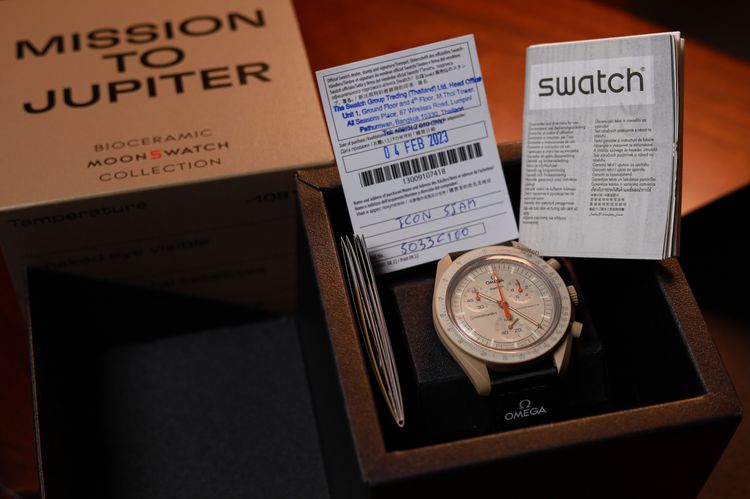 Swatch X Omega Mission to XX รูปที่ 2