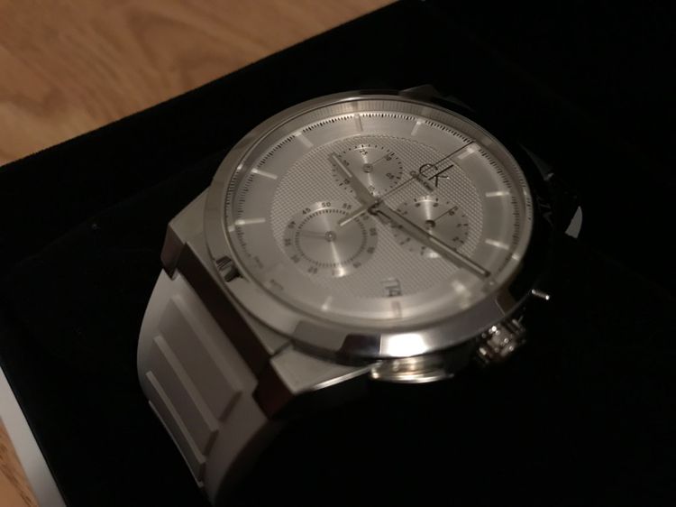 นาฬิกา Calvin Klein Swiss Made จับเวลา มีทั้งหมด 6 เข็ม ใส่ไม่กี่ครั้งใหม่มาก  รูปที่ 2
