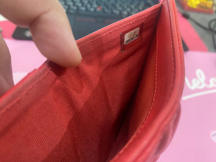 แท้ กระเป๋าสตางค์chanelสีแดง รูปที่ 3