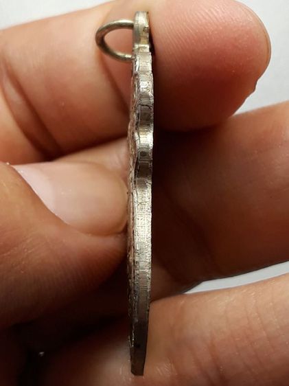 เหรียญ 3 เกจิอาจารย์ รูปที่ 4