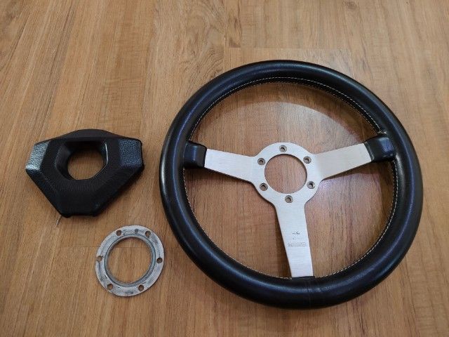 พวงมาลัย MOMO 13 นิ้ว ยุค 84-92 วินเทจ หายาก อุปกรณ์ครบ สภาพสวย สไตล์ RETRO เข้ากับรถหลายรุ่นเช่น ม้ากระโดด DX ดัสสัน b310 620 ช้างเหยียบ Sunny b11 อื่นๆ รูปที่ 10