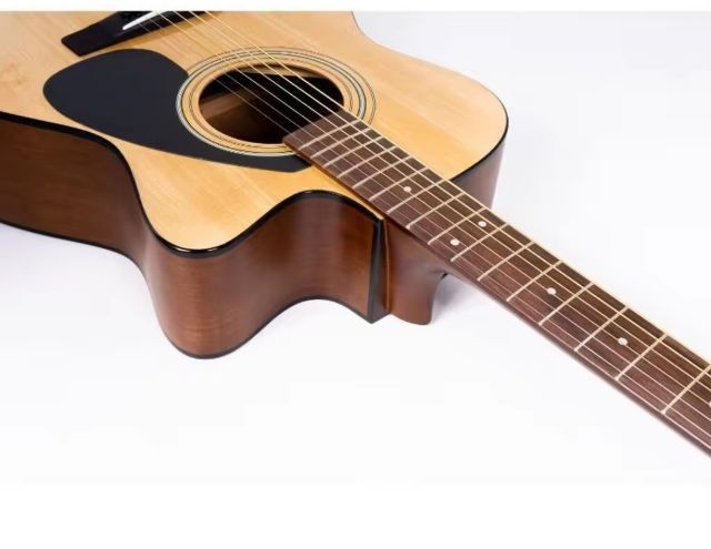 Yamaha กีตาร์โปร่ง 40 นิ้ว คอเว้า รุ่น FS100C (Natural) แถมฟรีกระเป๋ากีตาร์ Yamaha ของแท้ รูปที่ 6