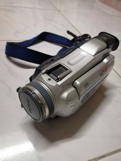 กล้องวีดีโอ​ Sony​ Digital​ handycam​ (แบตเสื่อม​ จอเสื่อม)​ แต่อุปกรณ์ครบพร้อมแฟลช  รูปที่ 2