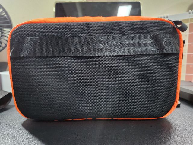 Alpaka tech case mini bag  รูปที่ 4