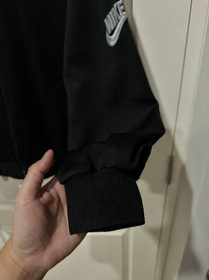 เสื้อวอร์มสีดำ แบรนด์ Nike  รูปที่ 3