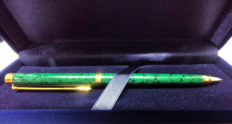 ปากกา Pelikan Rollerball Pens Germanyดีไซน์ลายหินอ่อนสีเขียว มันวาว รูปที่ 3