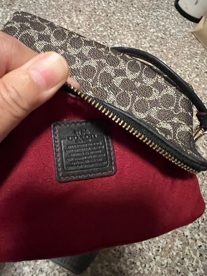 กระเป๋าคล้องมือ coach 53009B รูปที่ 13