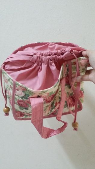 กระเป๋าผ้าลายดอก​ สีหวาน​ สีสดใส​ มีทั้งหูรูดและมีซิป รูปที่ 2